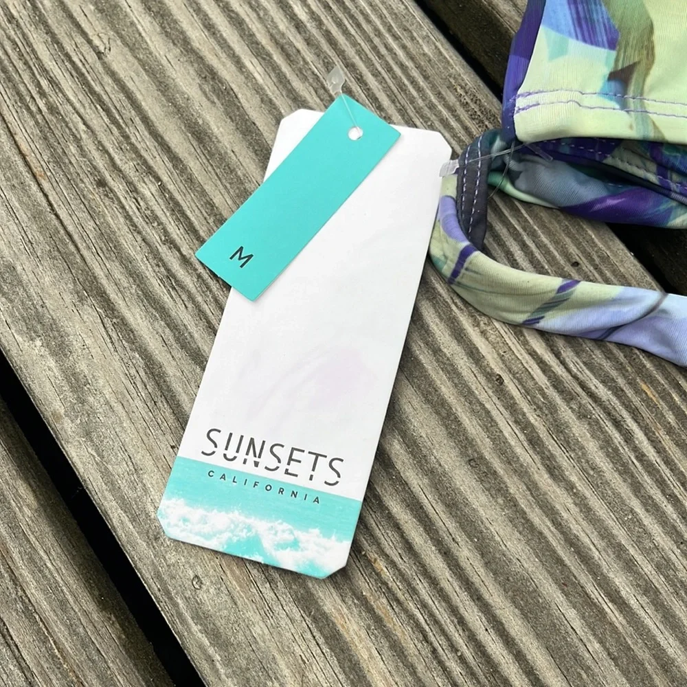 Sunsets Retreat Wrap Bikini Top,Medium,NWT - Picture 11 of 12